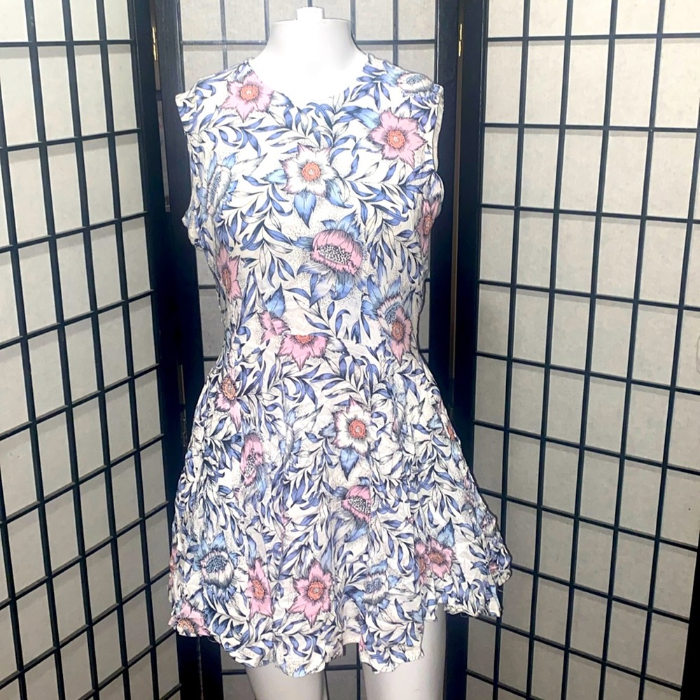 H&M | Fitting Floral Dress